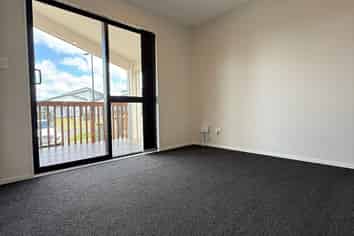 b/3 Cronshow Road, Karaka