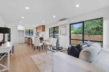 64E Stonex Road, Papatoetoe