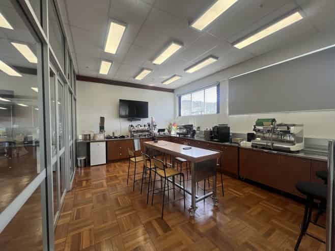 Mount Cook office with 7 carparks!