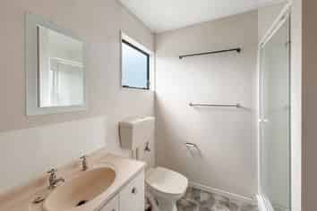 24 Bowen Street, Woodville