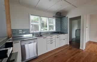 54 Pioneer Road, Moturoa