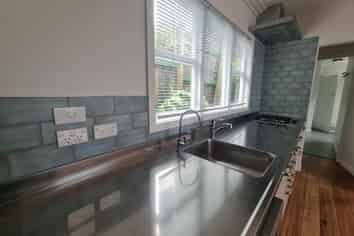 54 Pioneer Road, Moturoa