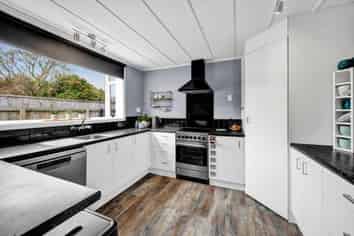 41 Mahoe Street, Inglewood