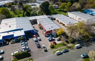 Conveniently Located Warehouse $43,000 +OPEX + GST