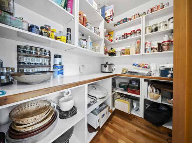 164 River Road, Lincoln