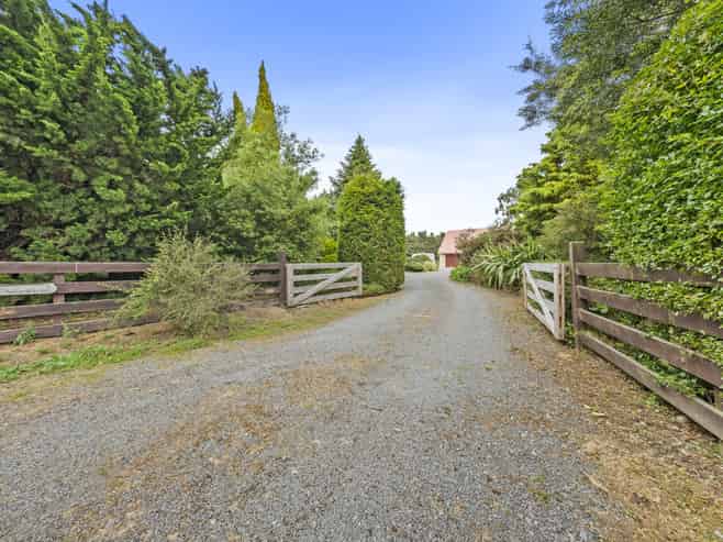 164 River Road, Lincoln