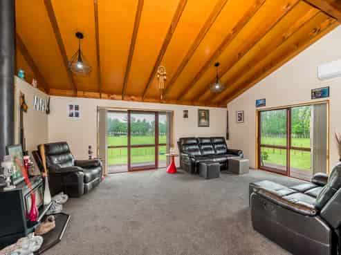 12 Tui Glen Drive, Levin