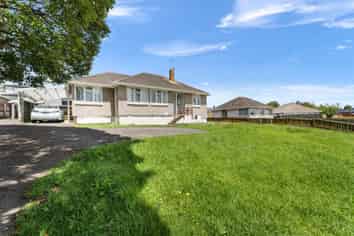 21 Anderson Avenue, Point England