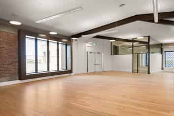 Grey Lynn Office with 10 Parks | 255m2