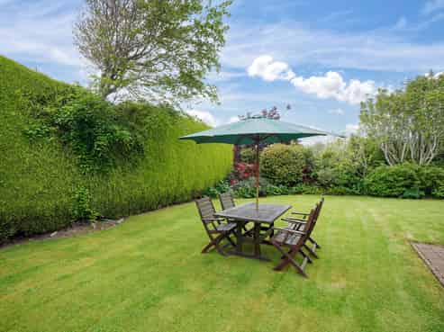 100 Gladstone Terrace, GLADSTONE