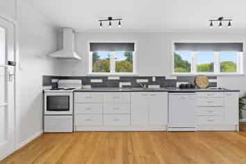 22 Clouston Crescent, Fenton Park