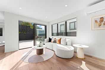 83B Penzance Road, Mairangi Bay