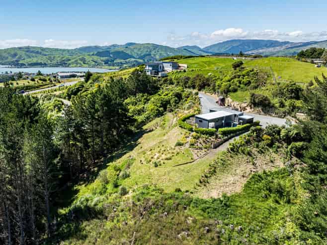 36 Pacific View Road, Whitby