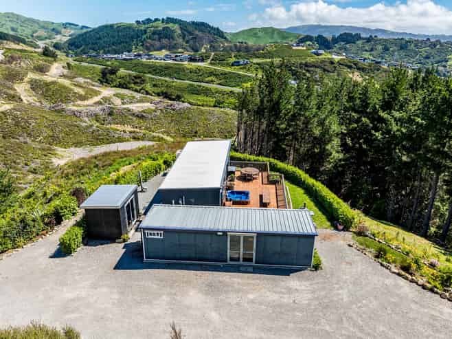 36 Pacific View Road, Whitby