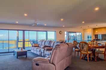 212 Black Jack Road, Kuaotunu