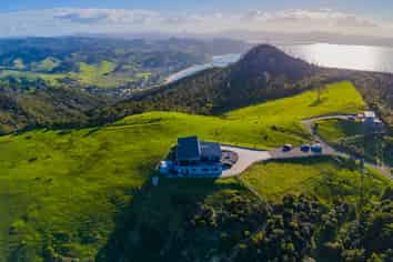 212 Black Jack Road, Kuaotunu