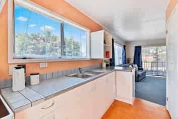 7/14 McDonald Crescent, Mount Wellington