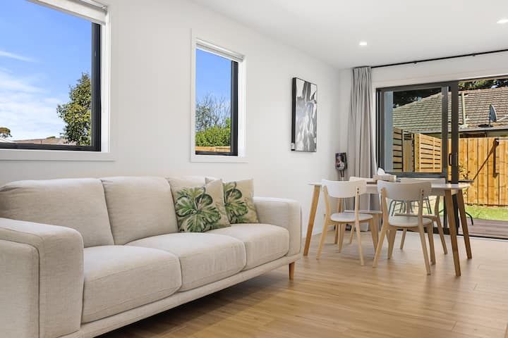 Modern, Easy Living - Must Sell! – pohled 5
