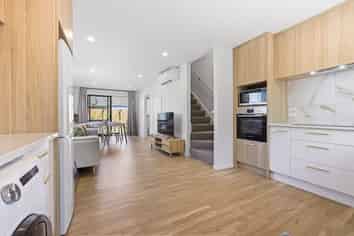 2/424 Gloucester Street, Linwood