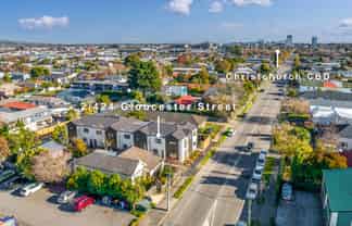 2/424 Gloucester Street, Linwood