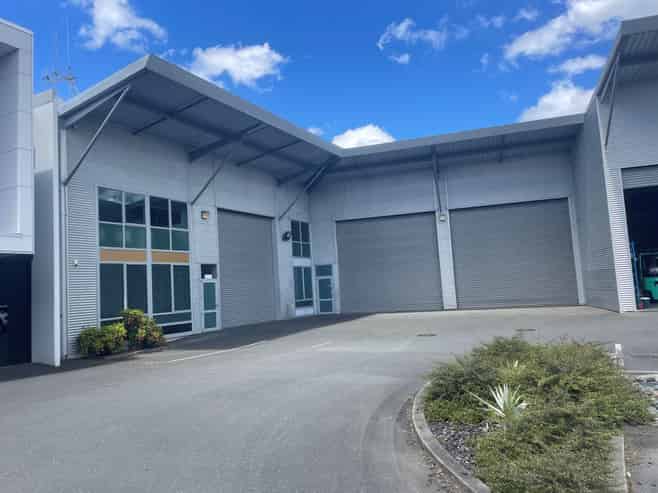 Modern Warehouse on Maui