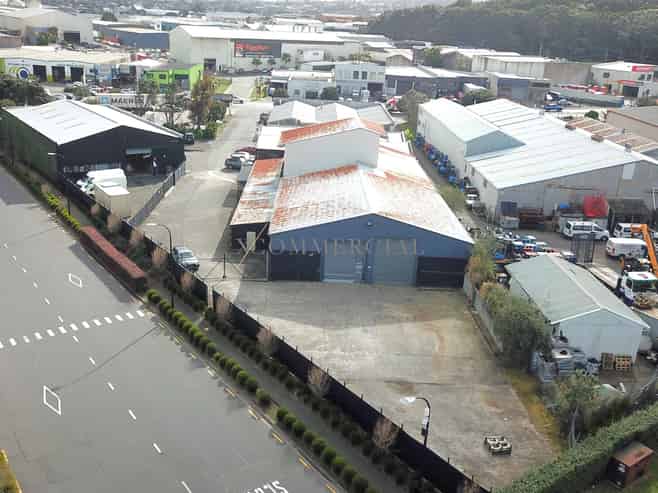 900sqm Penrose Storage or Manufacturing with Yard