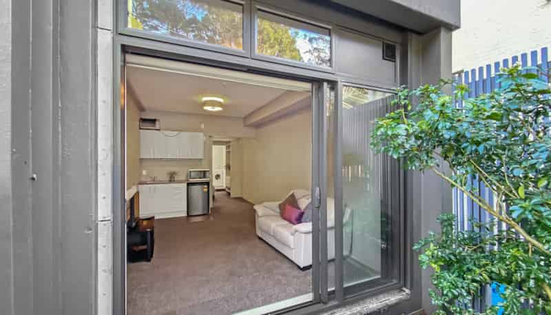 004/20 Glenmore Street, Thorndon