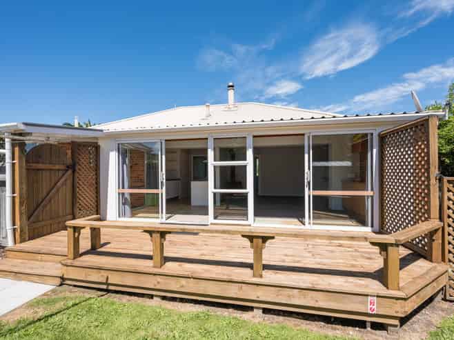 9 Tainui Street, Stoke