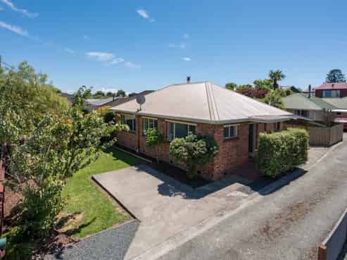 9 Tainui Street, Stoke