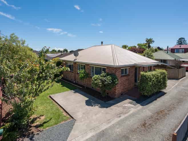 9 Tainui Street, Stoke