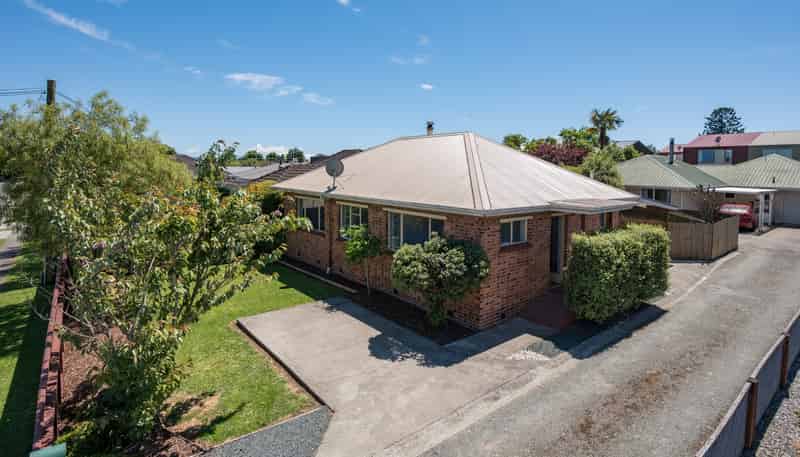 9 Tainui Street, Stoke