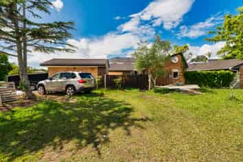 1&2/32 Salamanca Road, Sunnynook