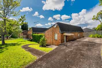 1&2/32 Salamanca Road, Sunnynook