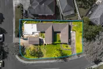 1&2/32 Salamanca Road, Sunnynook