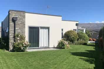 32A Larch Crescent, Alexandra