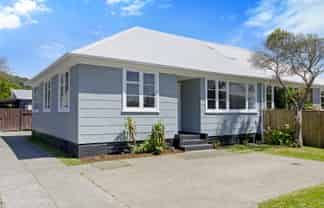 8 Harris Street, Naenae