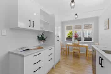 8 Harris Street, Naenae