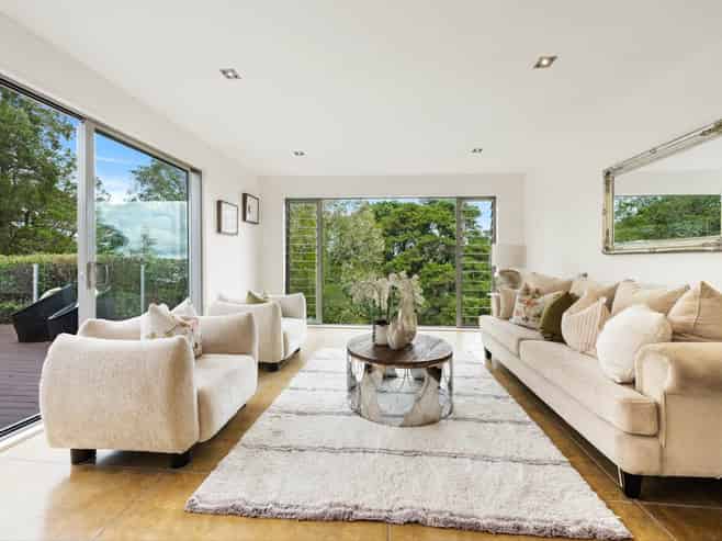 177a Upper Harbour Drive, Greenhithe