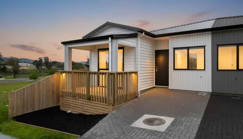 4 Wild Flower Way, Karaka