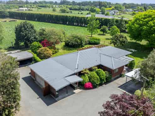 27 Island Road, Clarkville