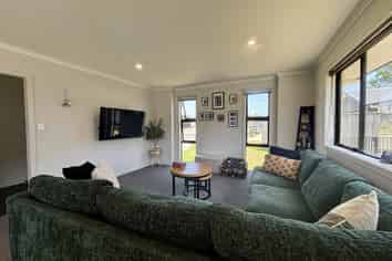 9 Korimako Place, Coastlands