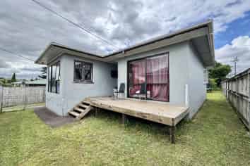 7  Marlene Avenue, Te Atatu South