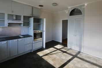 7  Marlene Avenue, Te Atatu South