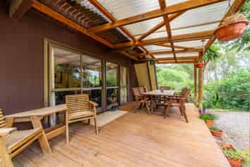 120 Summerleaze Road, Hadlow