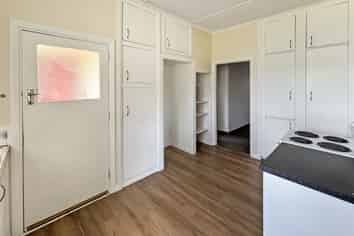 14 School Road, Woodville