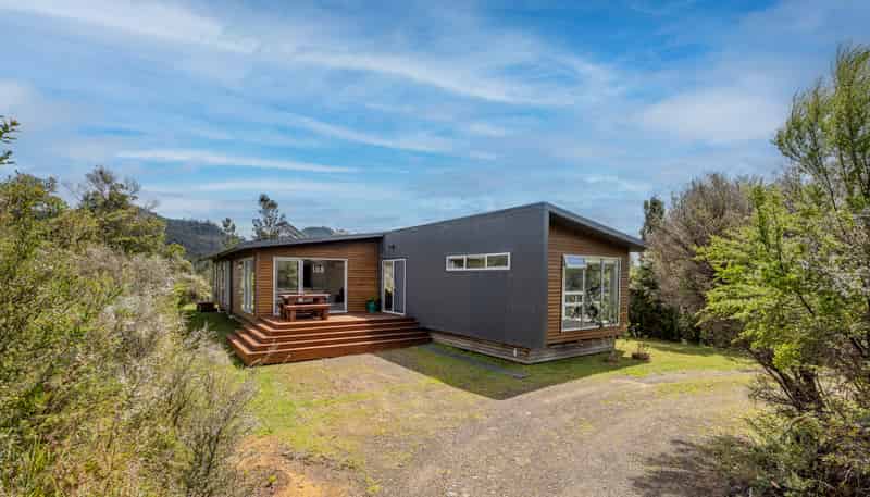 158 Silverstream Falls ROW, Whitianga