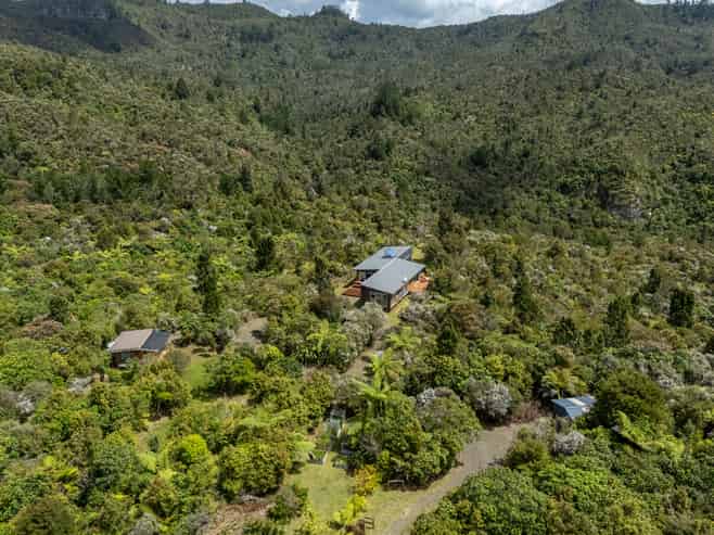 158 Silverstream Falls ROW, Whitianga
