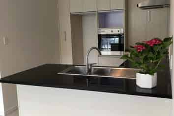 4/44 Carlos Drive, Flat Bush