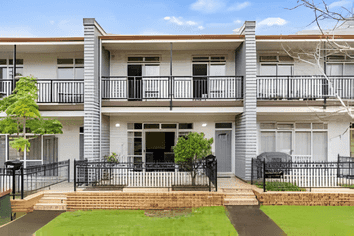 4/44 Carlos Drive, Flat Bush