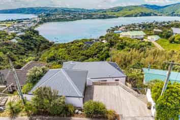 37 Kahu Road, Paremata